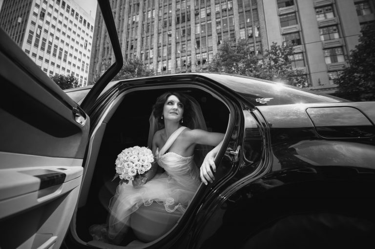 Read more about the article Gorgeous Melbourne Town Hall Wedding Ceremony and Eureka 89 Wedding Reception