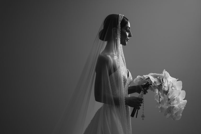 Read more about the article 5 Reasons You Should Wear a Wedding Veil