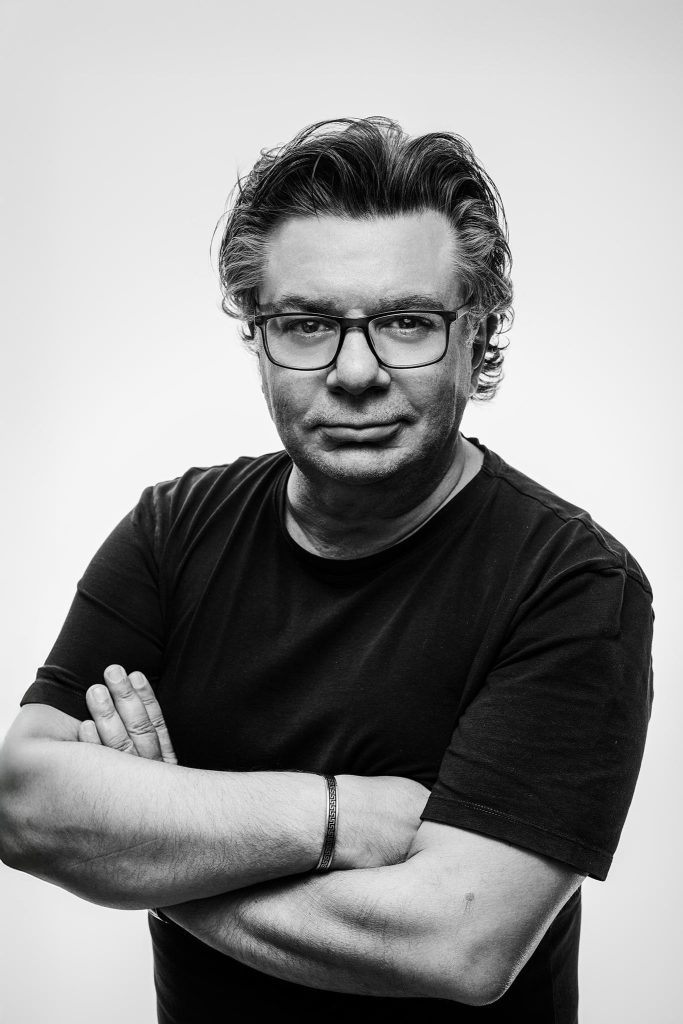 portrait of award winning Melbourne wedding photographer Rocco Ancora smiling looking into camera